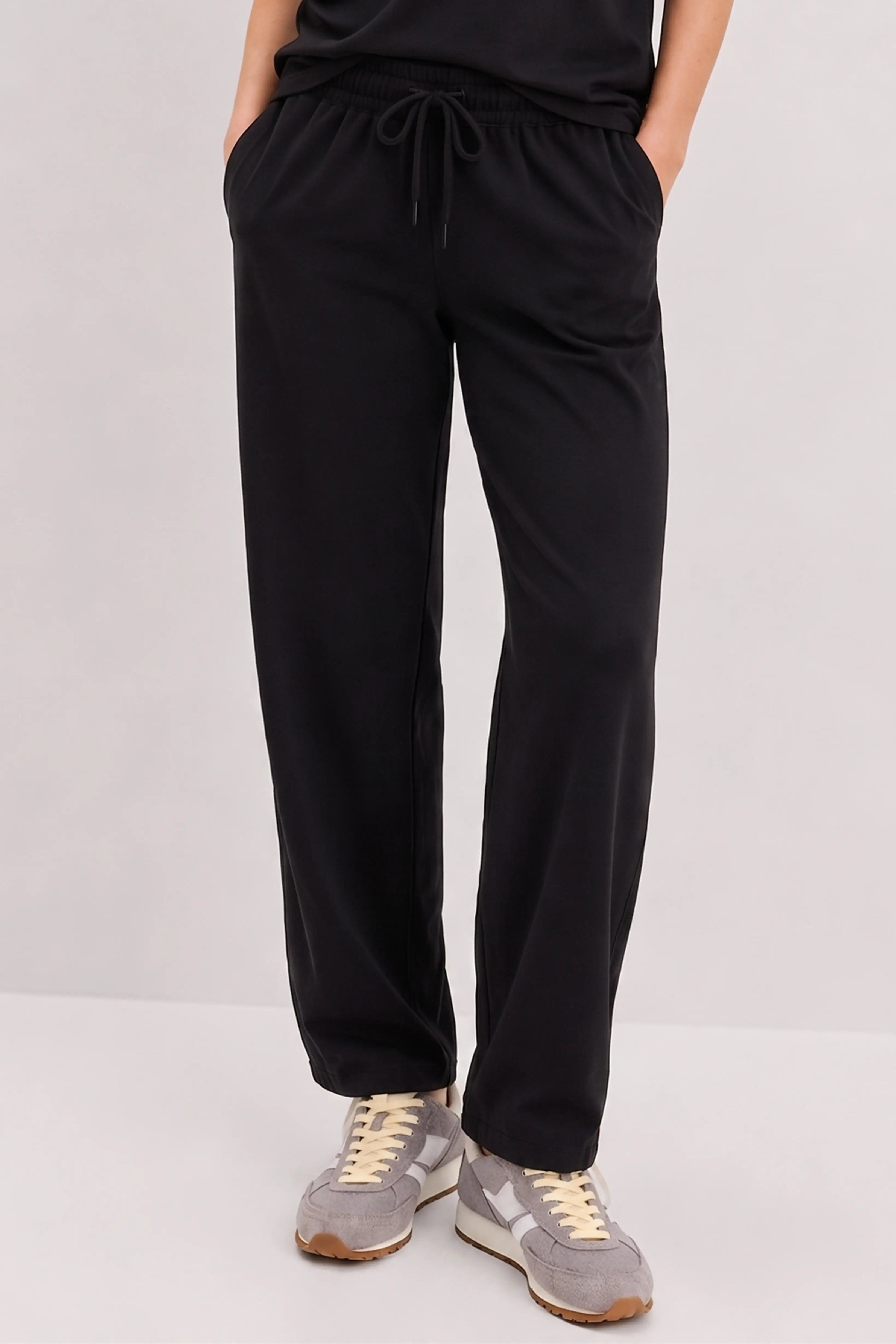 BasicBlackCottonPyjama_1.webp