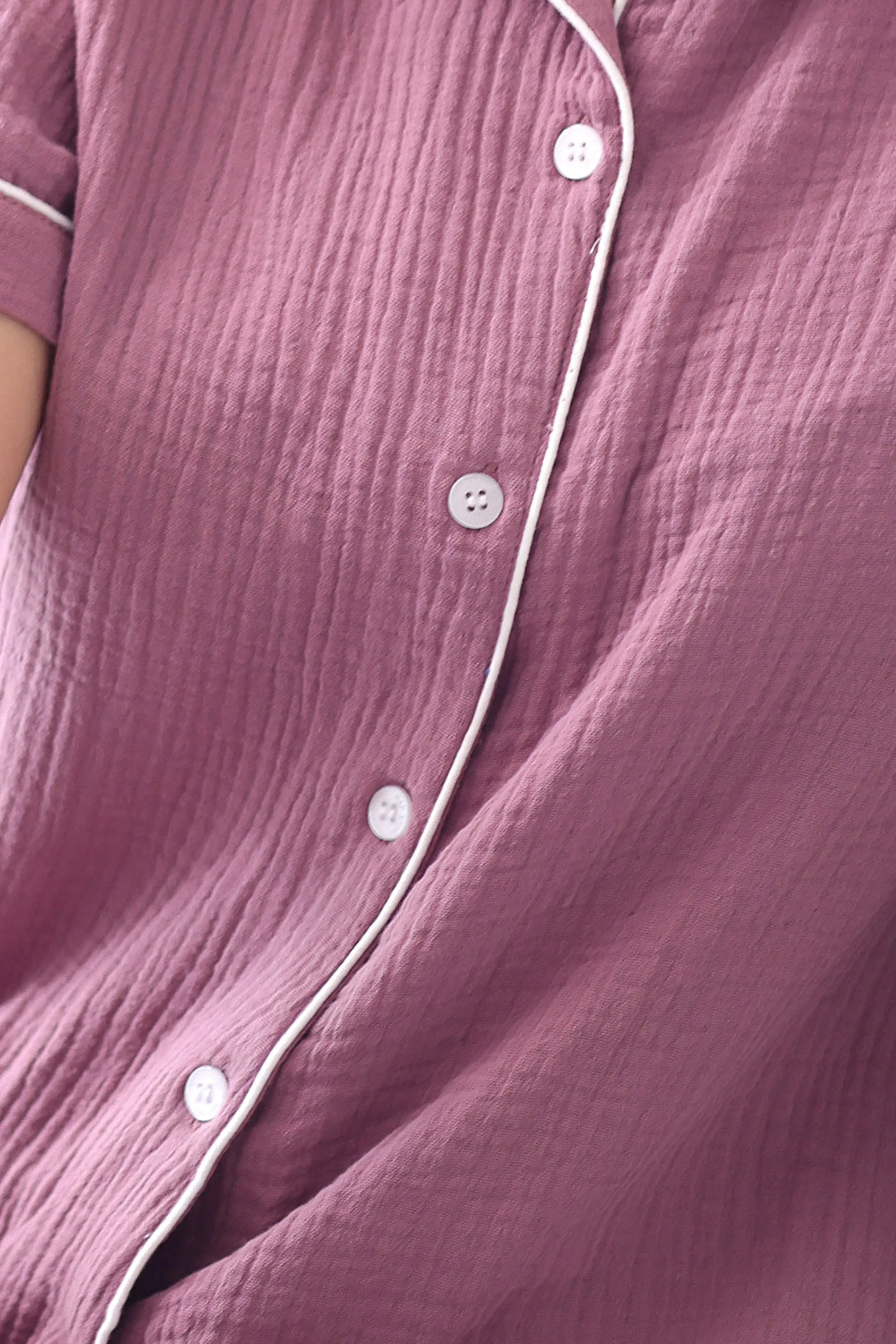 Burgundy_Muslin_Zoom_c6216c21-360a-4203-bfe7-465d1e6272cc.webp