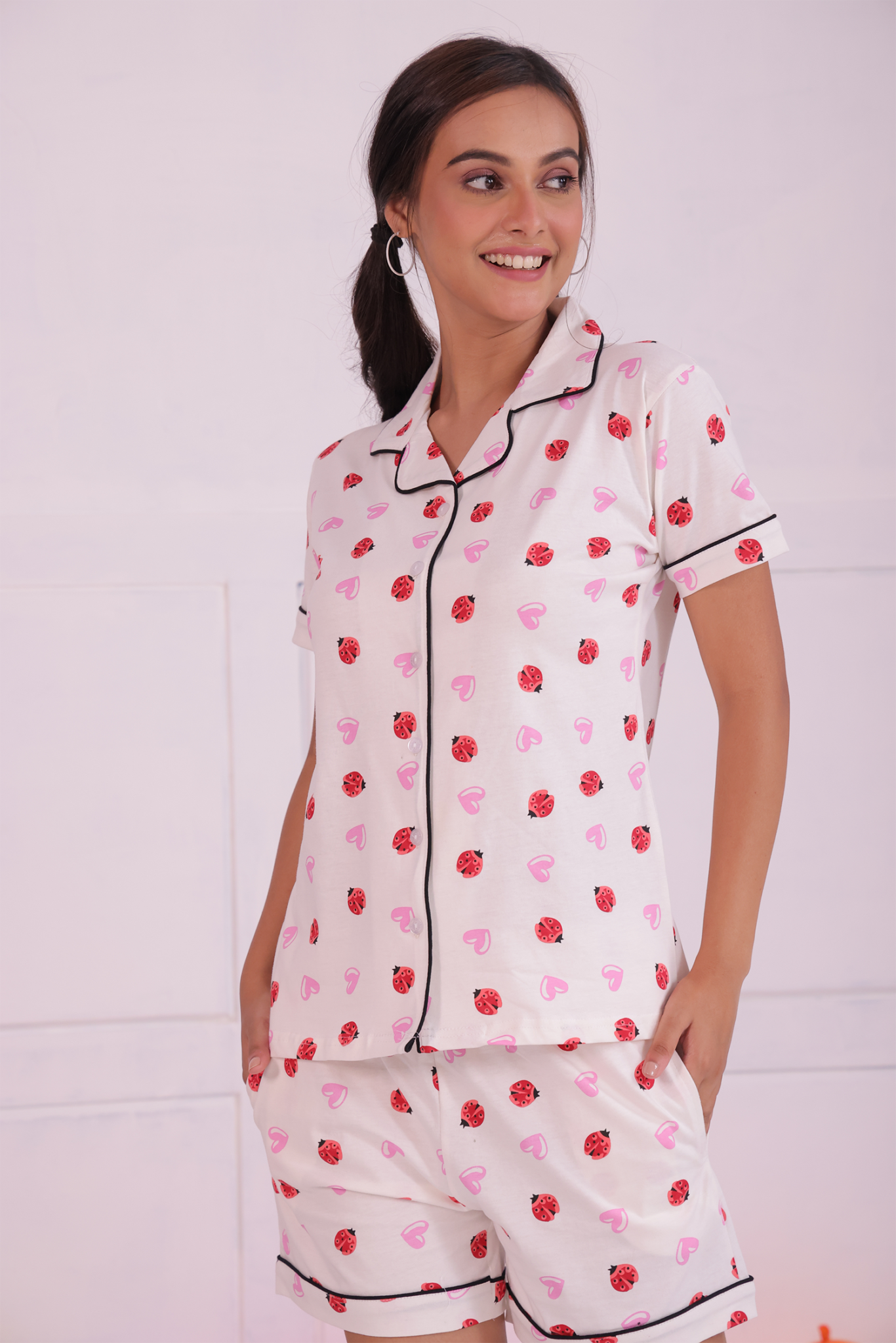 Lovebug Shorts Set - NapStory